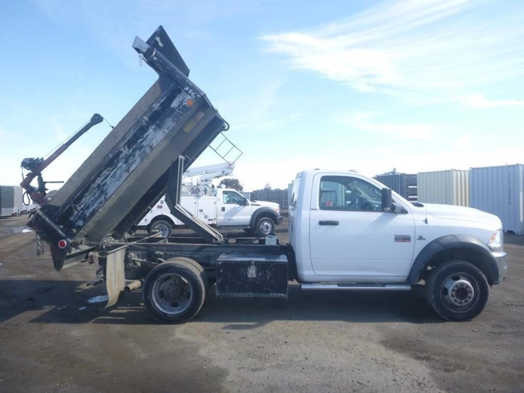 2012-dodge-ram-5500-image-9