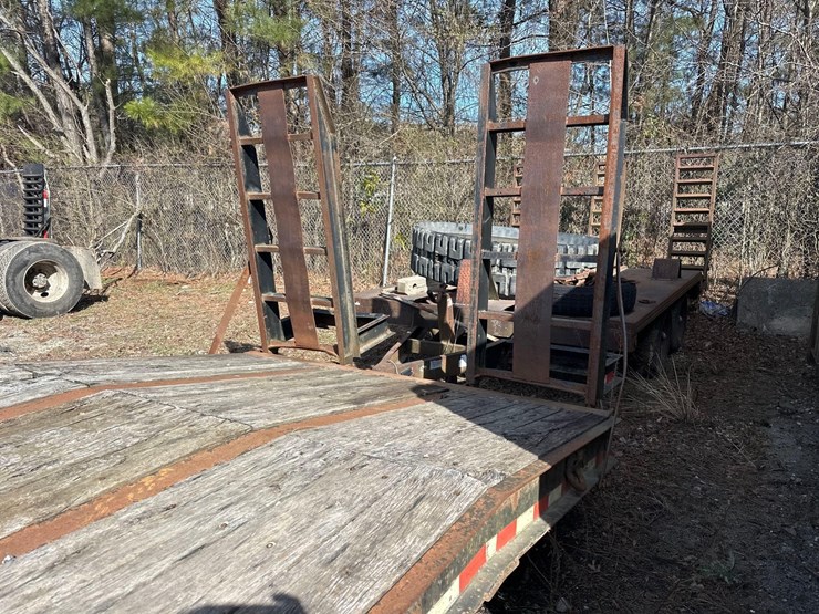 2014-kaufman-8x25ft-tandem-axle-equipment-trailer-image-8