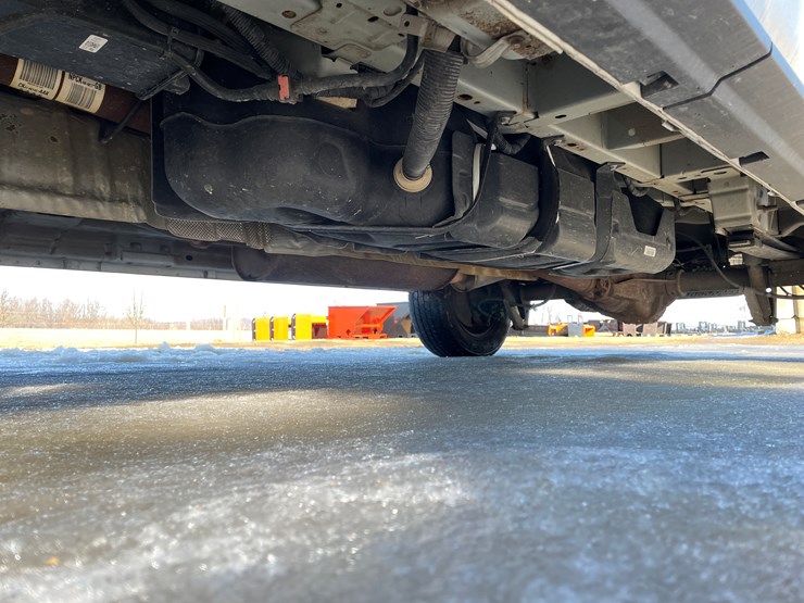 2019-ford-transit-image-103