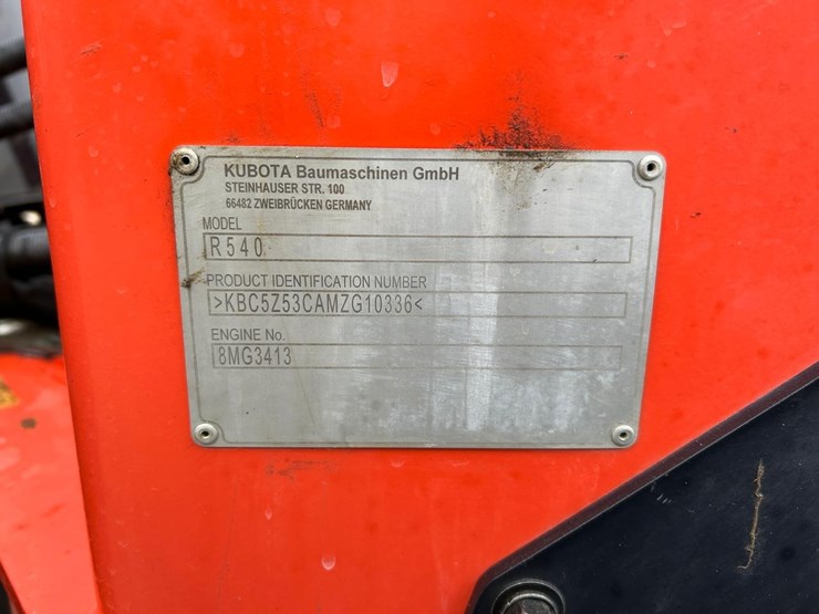 2021-kubota-r540-image-23