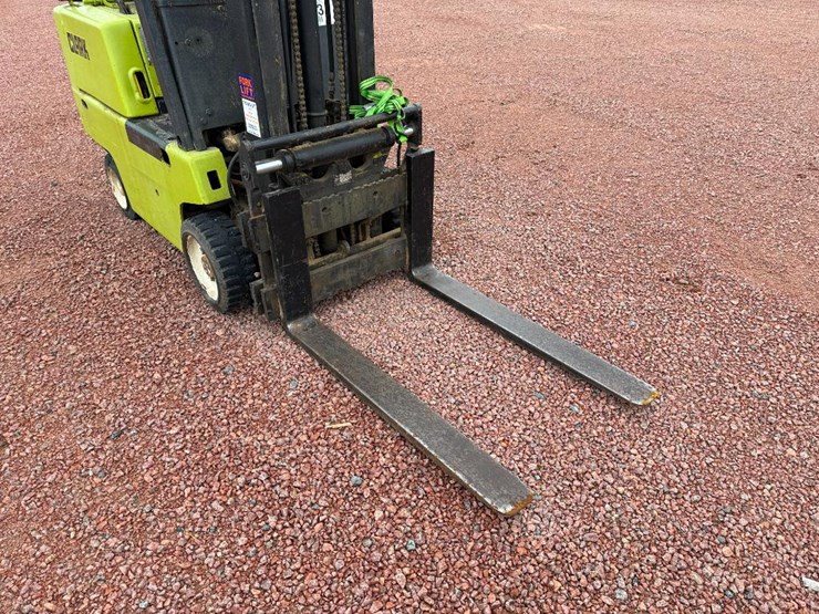 #13-•-lot-13-image-19