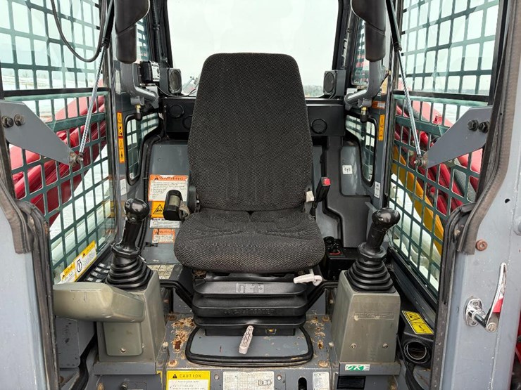 takeuchi-tl12-image-33