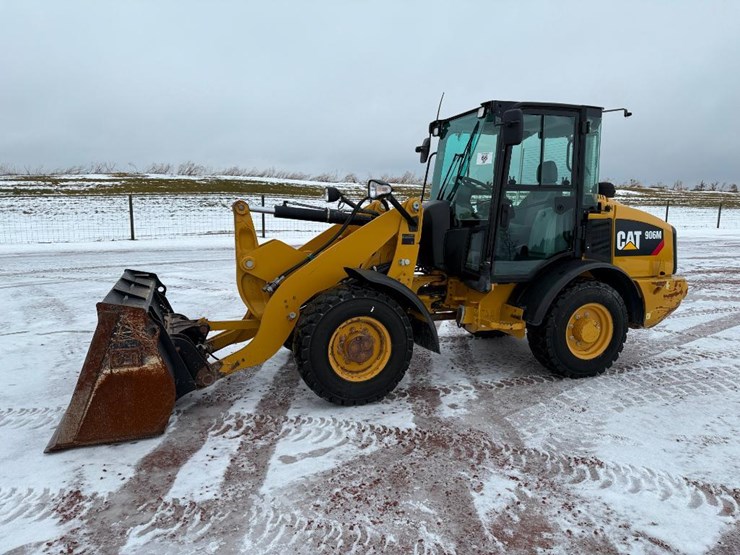 caterpillar-906m-image-1