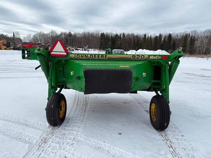 john-deere-920-image-5
