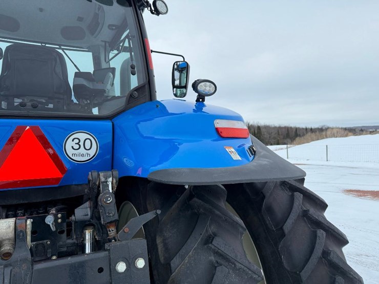 new-holland-t8.320-image-52