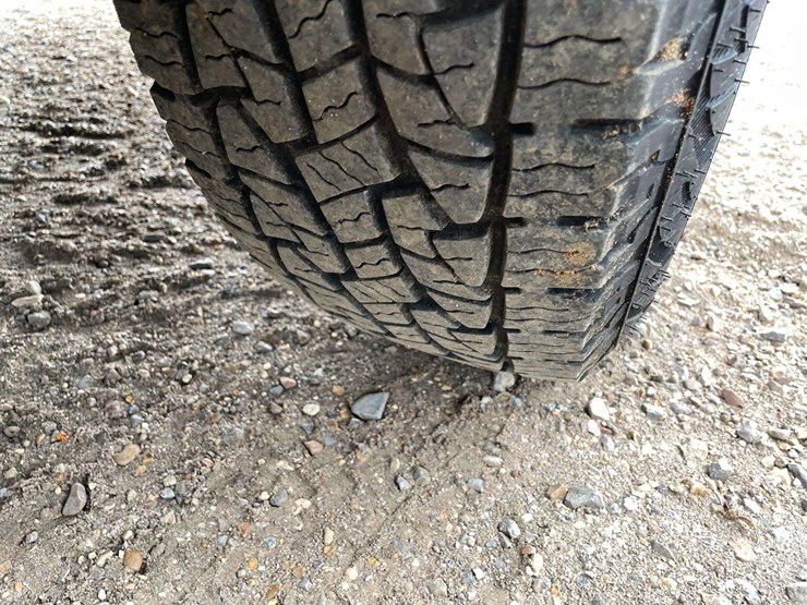 2010-jeep-wrangler-sport-image-23