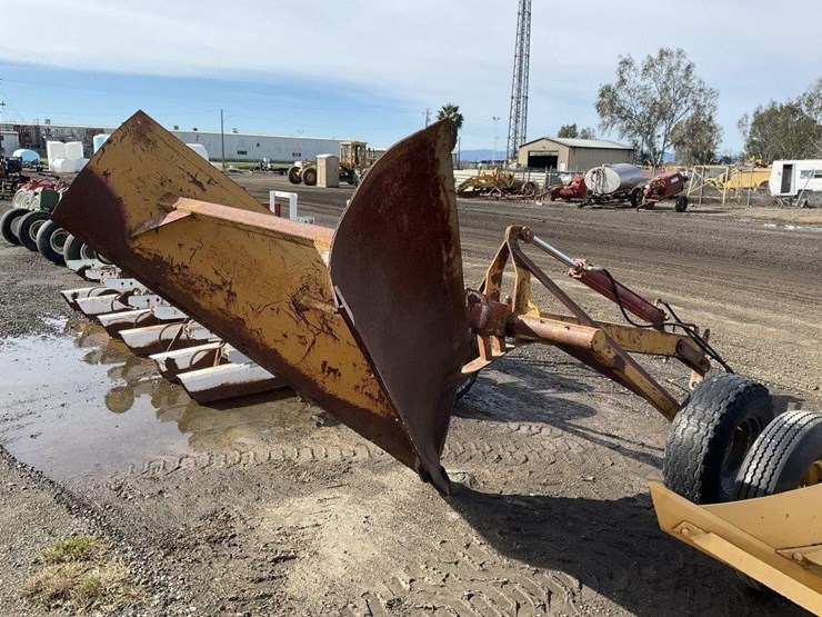 atlas-pull-v-ditcher-image-2