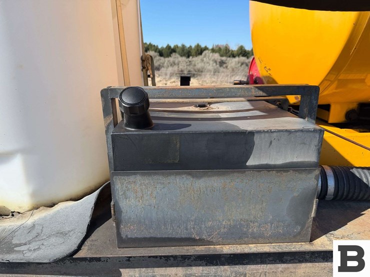 1998-butler-b-616-fdh-vac-trailer-image-18