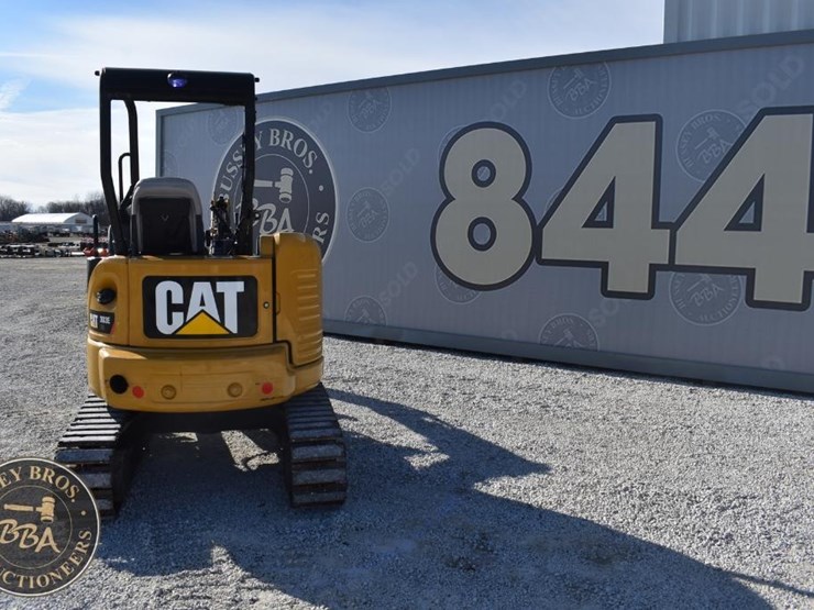 2015-caterpillar-303e-cr-image-8