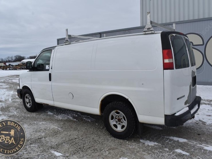 2008-chevrolet-express-1500-image-9
