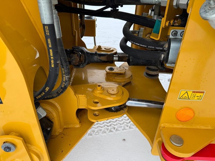 caterpillar-926m-image-35