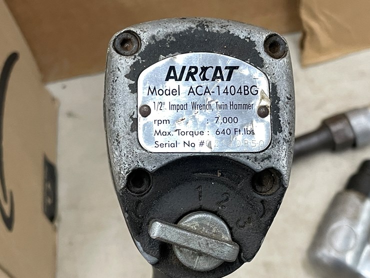 caterpillar-12-image-7