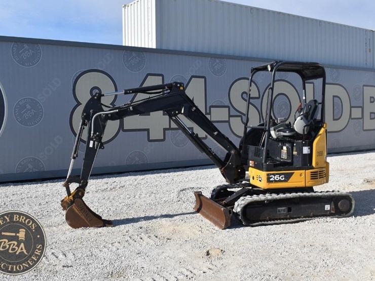 2021-deere-26g-image-2