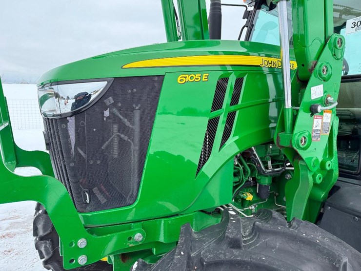 john-deere-6105e-image-36