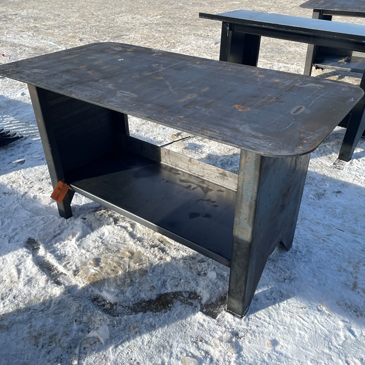 #2531 • New KC Welding Table with Shelf
