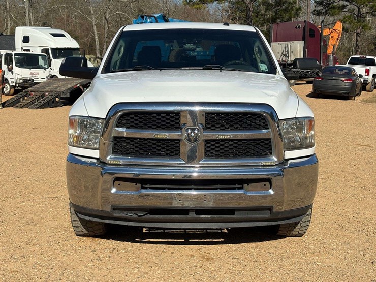 2018-dodge-ram-2500-image-5