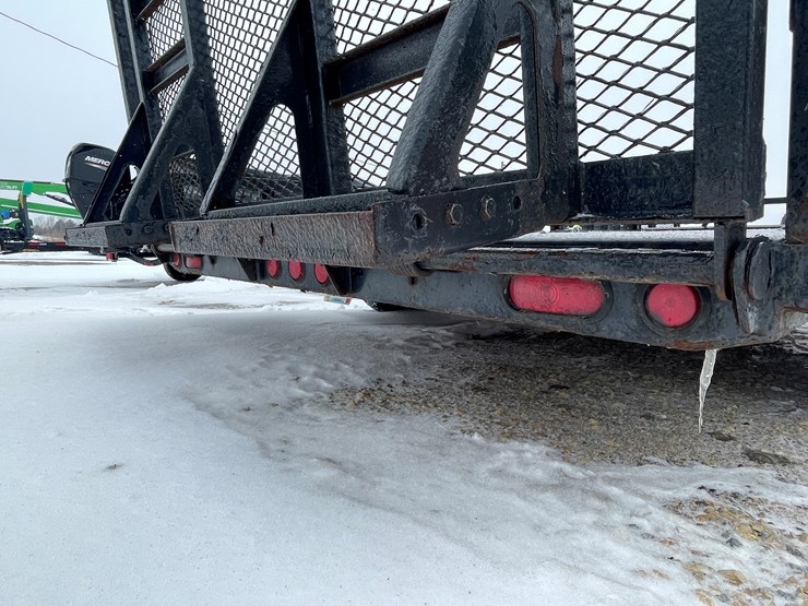 #137-•-2014-pj-14'-tandem-axel-trailer-(no-title,-for-parts)-image-31