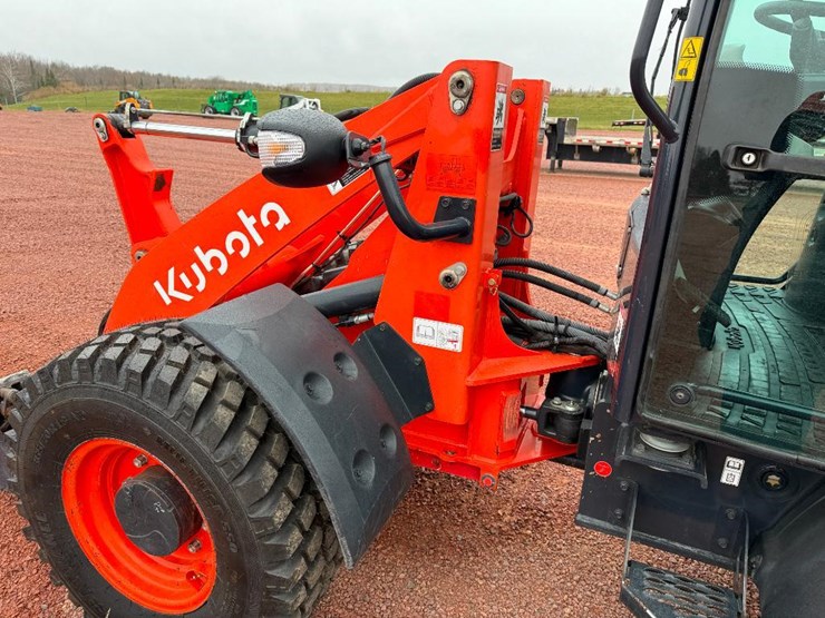 kubota-r540-image-33