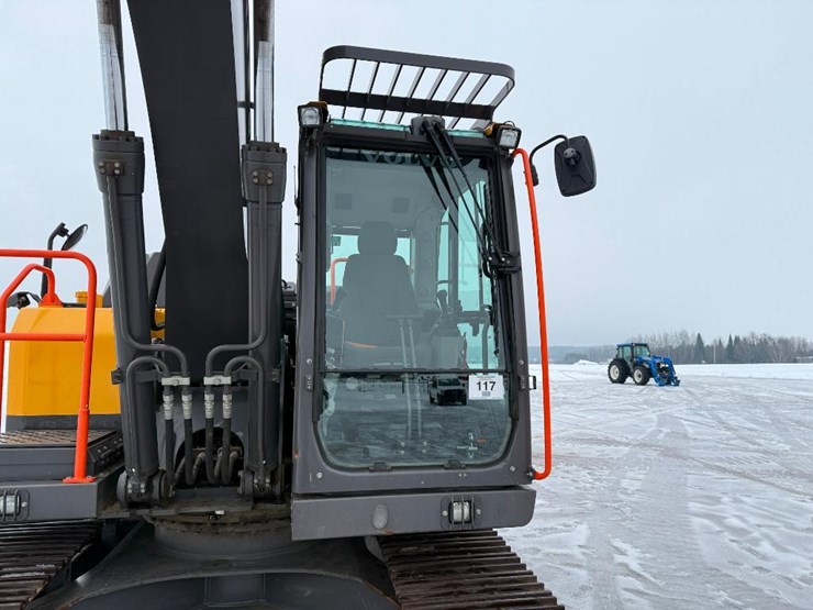 volvo-ec160el-image-23