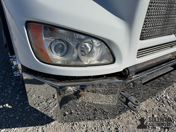 2016-kenworth-t400-image-19