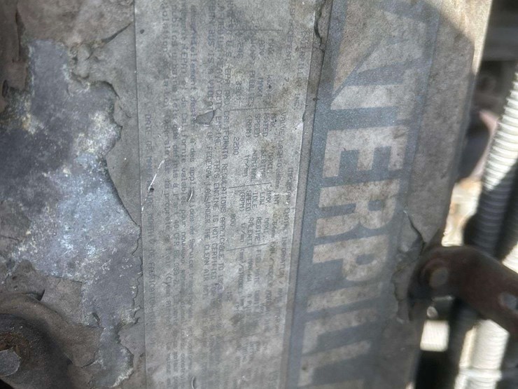 1999-freightliner-fl80-image-21