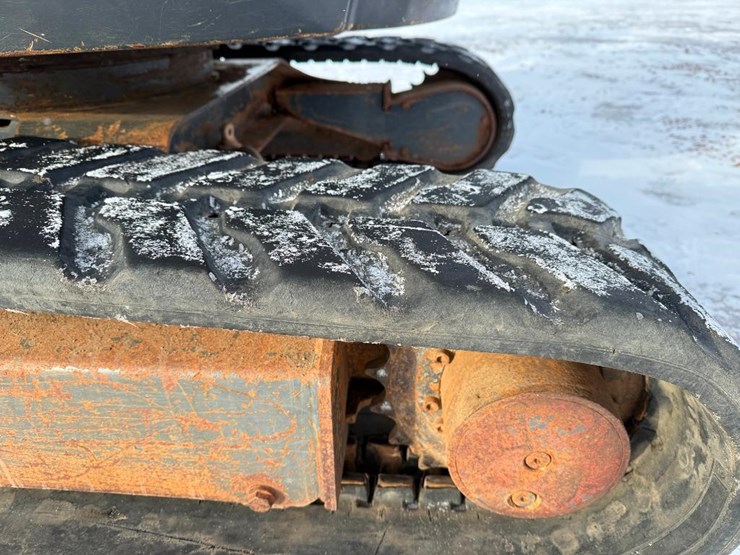 new-holland-e27sr-image-12