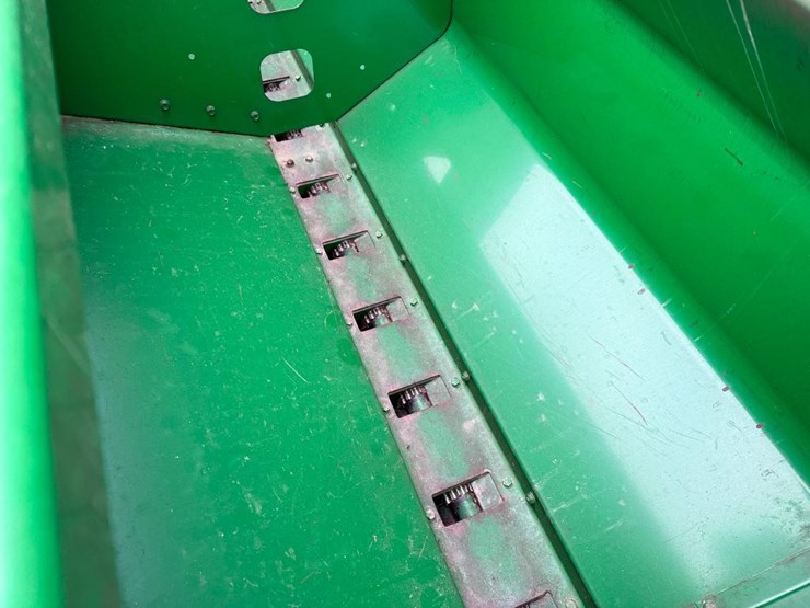 2010-john-deere-1590-image-49