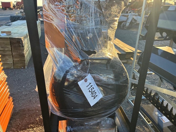 #115404-•-40-gal-2-stage-air-compressor-image-2