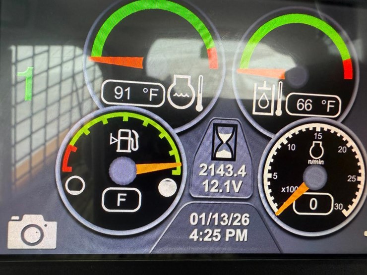 2022-caterpillar-246d3-image-39