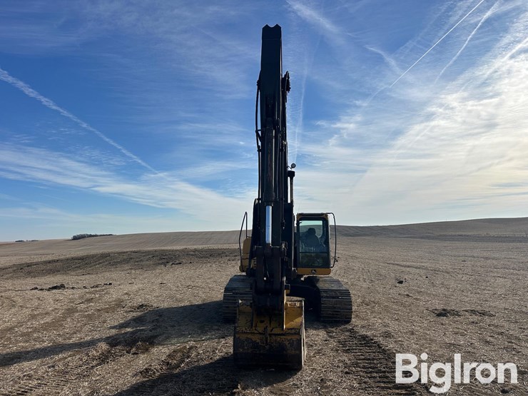 2006-deere-270d-lc-image-2