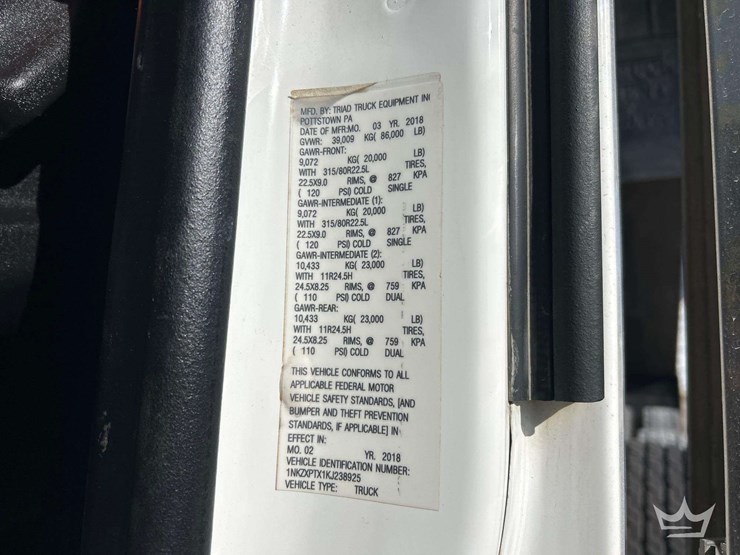 2019-kenworth-t880-image-5