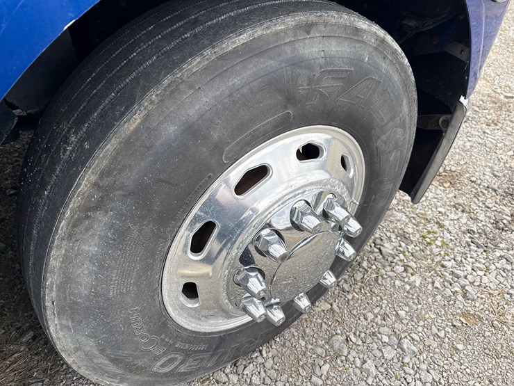 #30930-•-2012-freightliner-coronado-tandem-axle-truck-tract-image-13