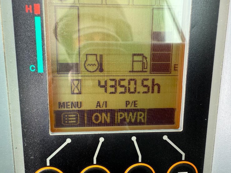 2018-deere-35g-image-58