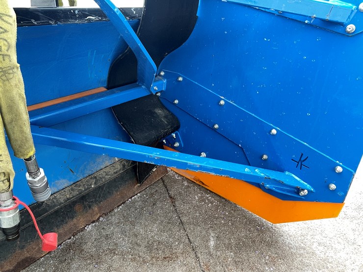 #4901-•-2020-kage-snow-cage-6'-skid-steer-mount-snow-pusher-and-angle-blade-image-20