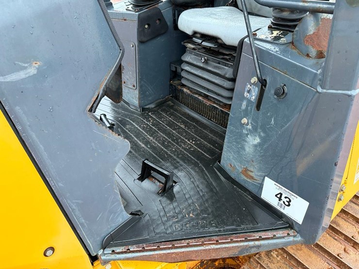 deere-550j-lgp-image-38