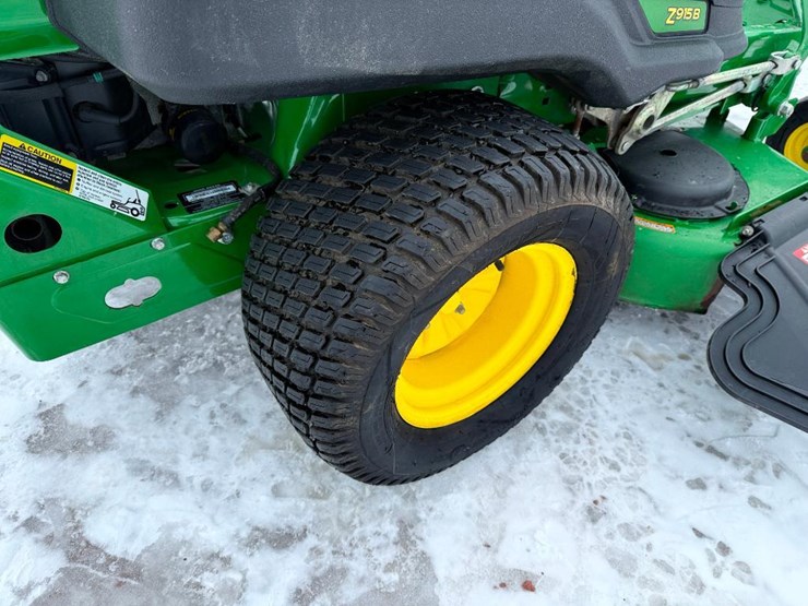 2015-john-deere-z915b-image-8