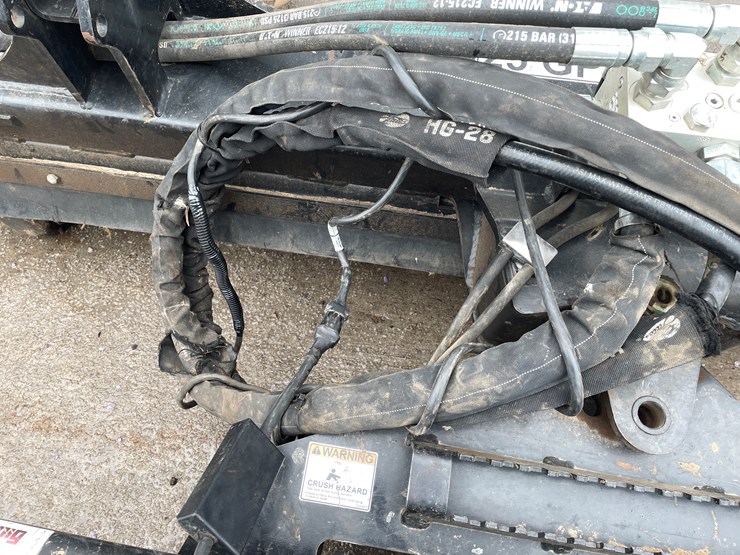 #4911-•-virnig-skid-steer-mount-72"-harley-rake-image-15