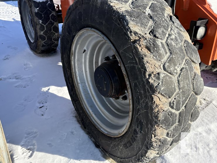 2015-sky-trak-6042-image-7