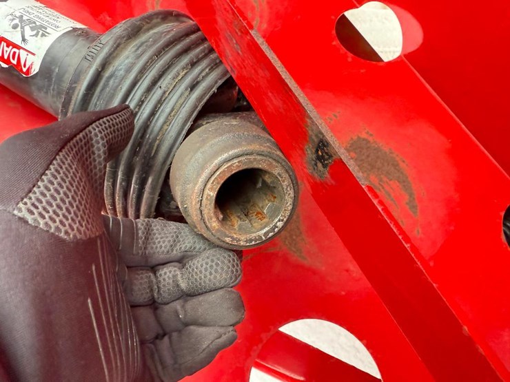 2015-new-holland-bc5070-image-20