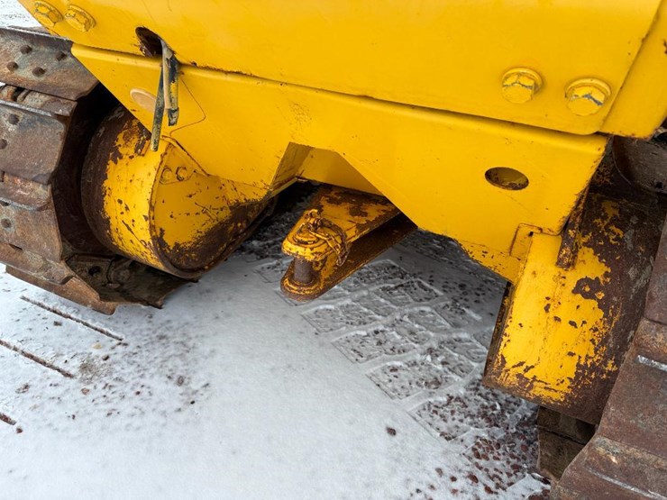 komatsu-d37ex-21-image-28