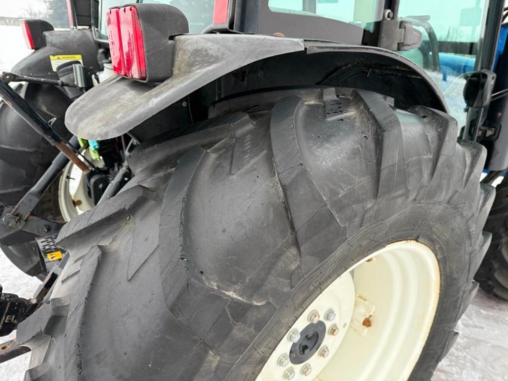 new-holland-t4030-image-10