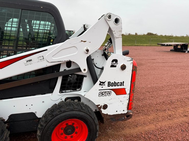 bobcat-s590-image-9