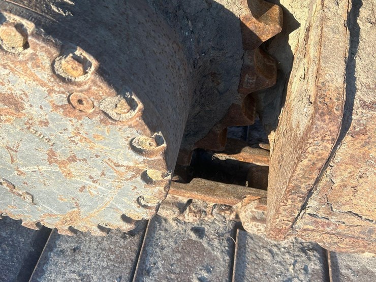 2016-volvo-ecr235el-image-15