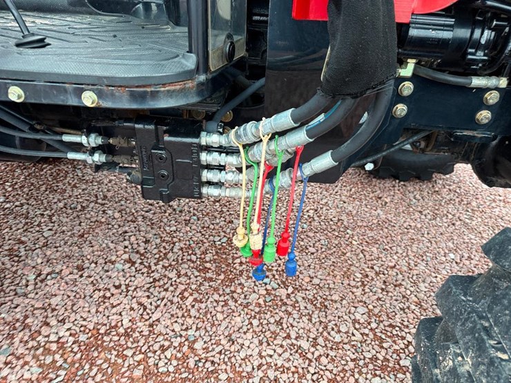 case-ih-farmall-55c-image-24