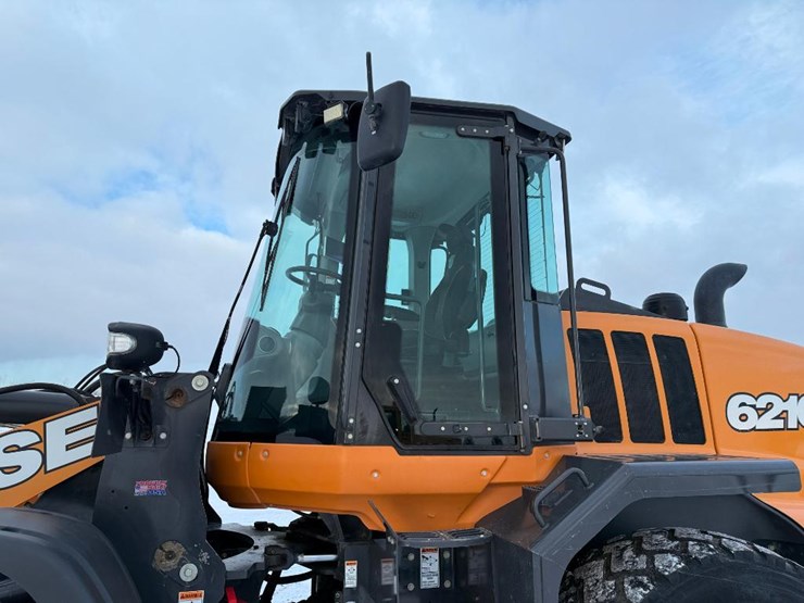 2023-case-621g-xr-image-16