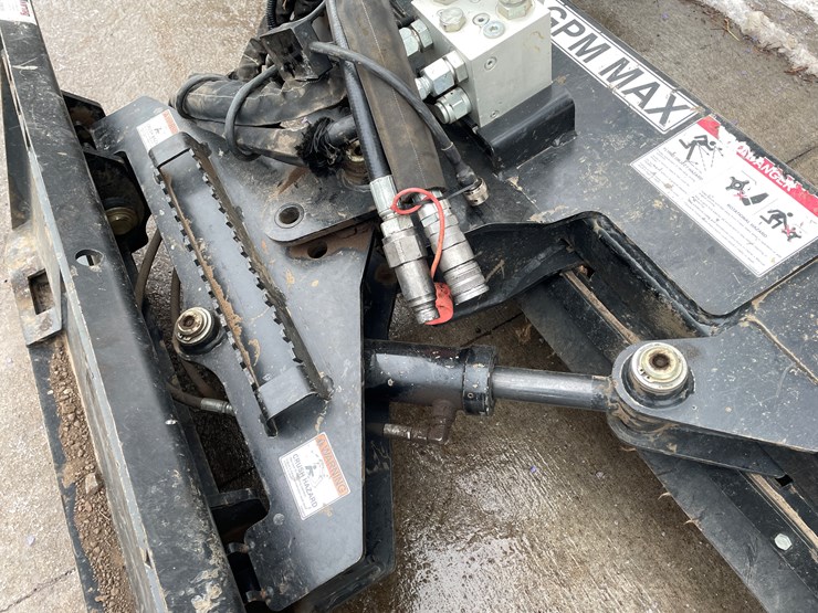 #4911-•-virnig-skid-steer-mount-72"-harley-rake-image-13