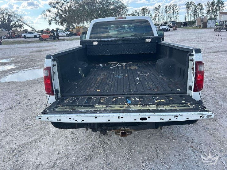 2011-ford-f250-image-18