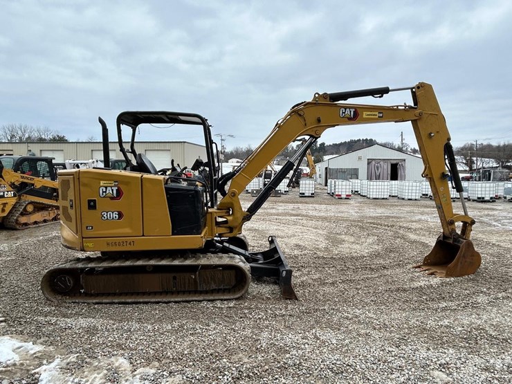 2021-caterpillar-306-image-5