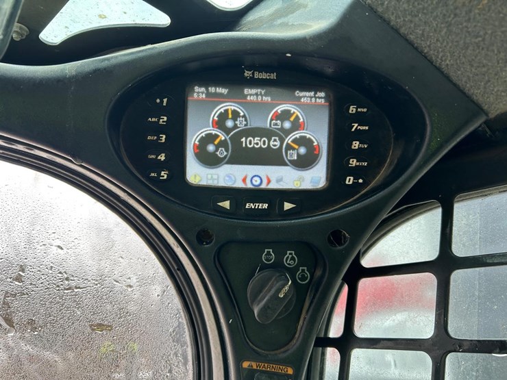 2021-bobcat-t770-image-25