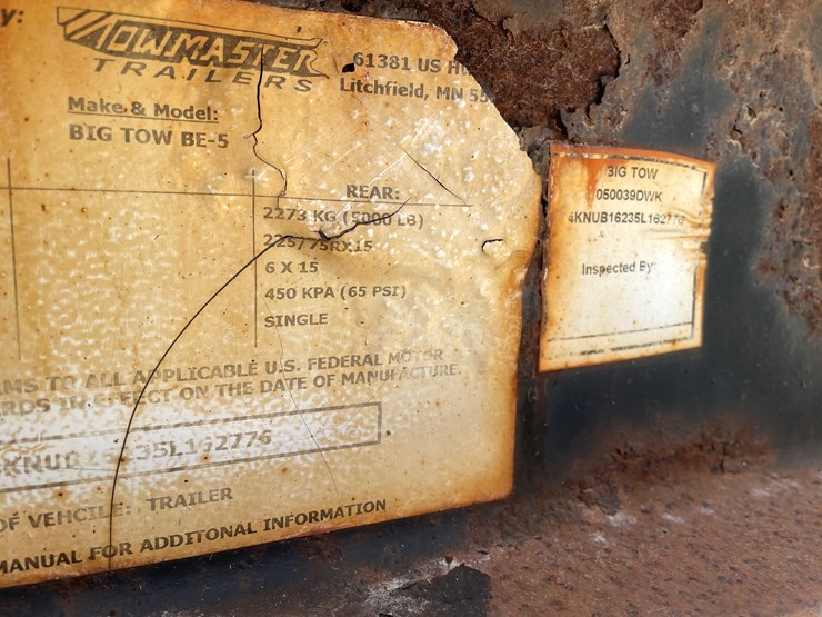 #300-•-2005-towmaster-dual-axle-trailer-(sells-with-no-title)-image-44